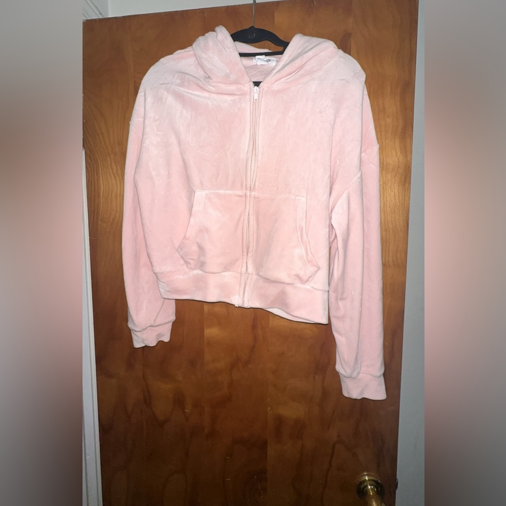 Velvet baby pink sweater